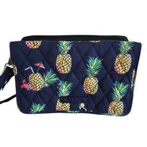 Vera Bradley Quilted Wallet Clutch Pineapple Print Navy Blue Wristlet Phone